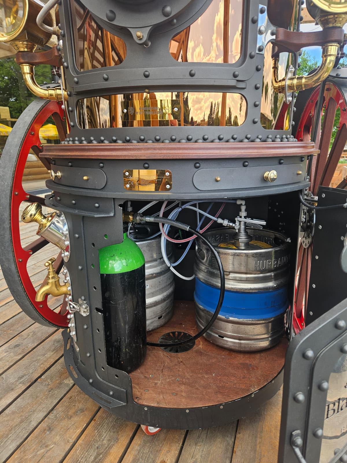 BLACK BEAST - beer smoke grill 13